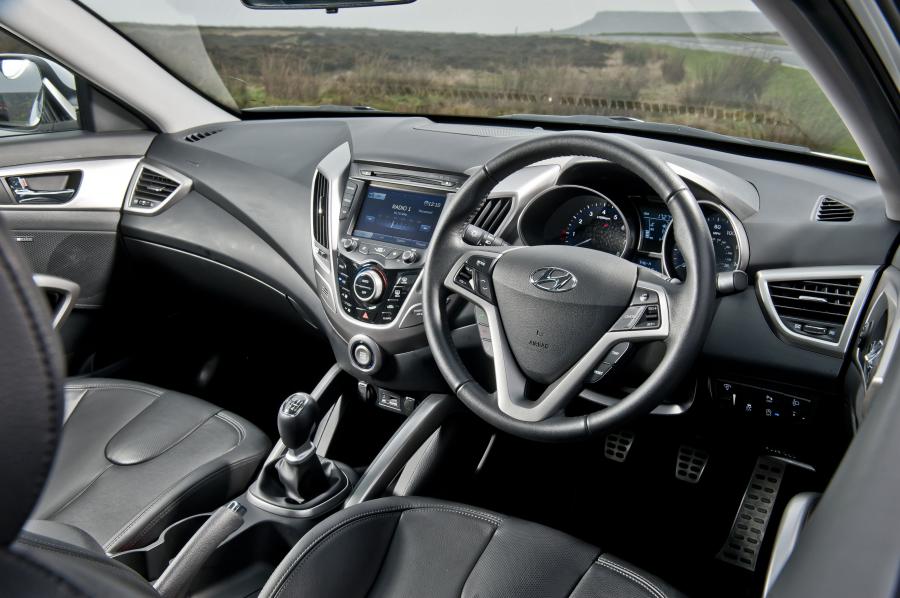  Hyundai Veloster 2012 года  (UK) (фото 33 из 59)